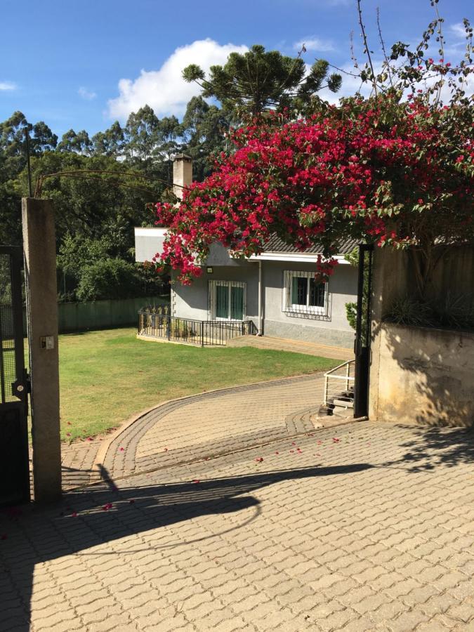 Excelente Casa, Bairro Nobre Em Campos Do Jordao Villa Exterior photo